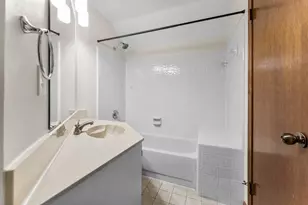 206 Woodland Park Cir, Mary Esther, FL 32569 - Photo 18