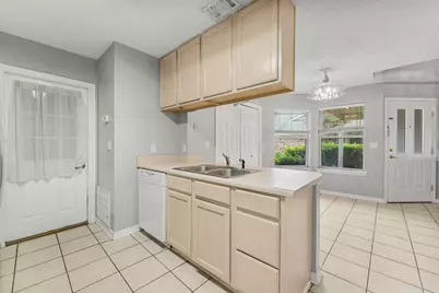 1329 White Blossom Lane, Fort Walton Beach, FL 32547 - Photo 10