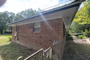 114 Aero Dr, Defuniak Springs, FL 32433 - Photo 20