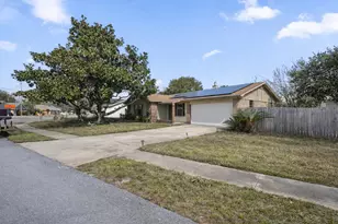 1000 Quail Hollow Dr, Mary Esther, FL 32569 - Photo 4