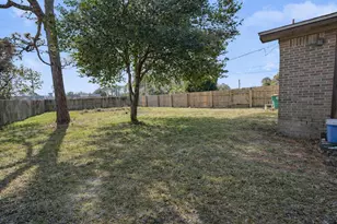 1000 Quail Hollow Dr, Mary Esther, FL 32569 - Photo 30