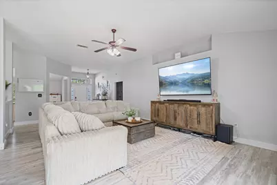 8252 Cosica Boulevard, Navarre, FL 32566 - Photo 10