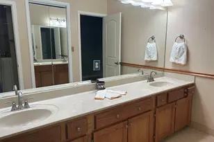 129 Gleneagles Dr, Niceville, FL 32578 - Photo 10