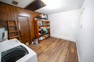 74 8th St, Shalimar, FL 32579 - Photo 12