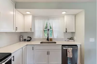 905 E 2nd Plaza E, Panama City, FL 32401 - Photo 10