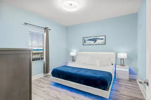 9860 S Thomas Dr S, Panama City Beach, FL 32408 - Photo 4