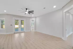 258 W Bayou Forest Dr W, Freeport, FL 32439 - Photo 20