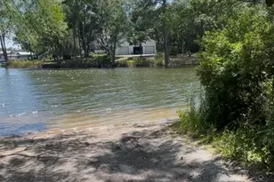 1106 Pin Oak Cir, Niceville, FL 32578 - Photo 2