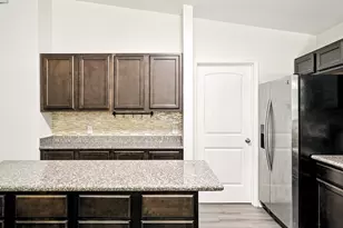 9207 Timber Ln, Navarre, FL 32566 - Photo 10