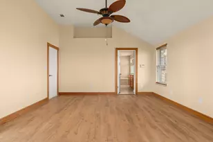 9275 Lilge Cir, Navarre, FL 32566 - Photo 14