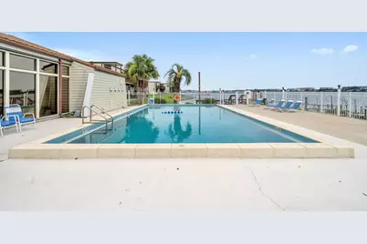 308 SW Miracle Strip Parkway SW #UNIT 1B, Fort Walton Beach, FL 32548 - Photo 26