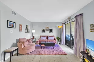 308 SW Miracle Strip Parkway SW, Fort Walton Beach, FL 32548 - Photo 10