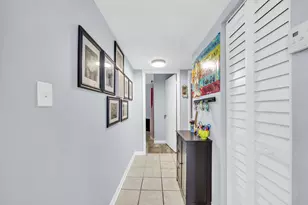 308 SW Miracle Strip Parkway SW, Fort Walton Beach, FL 32548 - Photo 16