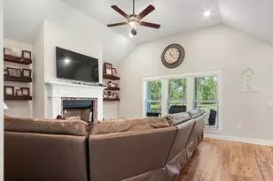 244 Coastal Breeze Dr, Freeport, FL 32439 - Photo 12