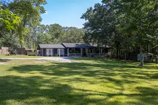 696 Phillips Dr, Freeport, FL 32439 - Photo 38