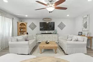 1401 Hickory St, Niceville, FL 32578 - Photo 6