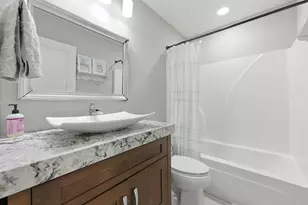 1401 Hickory St, Niceville, FL 32578 - Photo 26