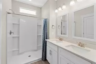 280 Date Palm Ln, Freeport, FL 32439 - Photo 20