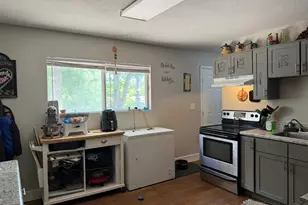 508 Forrest Ct, Crestview, FL 32539 - Photo 4