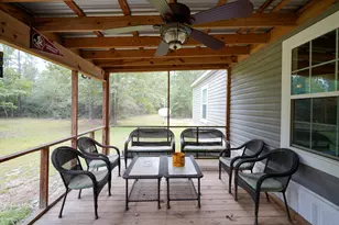 817 N Planters Dr N, Laurel Hill, FL 32567 - Photo 38