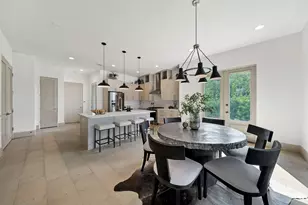 8597 N Lagoon Dr N, Panama City Beach, FL 32408 - Photo 10