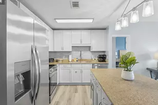 9860 S Thomas Dr S, Panama City Beach, FL 32408 - Photo 8