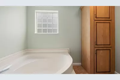 4012 Edwards Road, Southport, FL 32409 - Photo 14