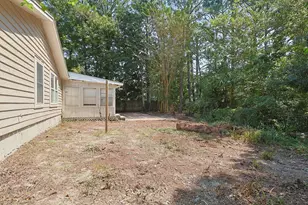 392 E Pine Street E, Mary Esther, FL 32569 - Photo 32
