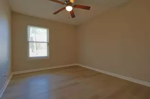 392 E Pine Street E, Mary Esther, FL 32569 - Photo 22