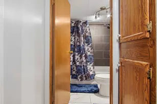 915 Oakridge Rd, Defuniak Springs, FL 32433 - Photo 24