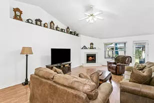 2246 Titanium Dr, Crestview, FL 32536 - Photo 6