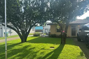 110 S Vestavia Street S, Panama City Beach, FL 32413 - Photo 4