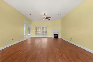 732 Denise Dr, Crestview, FL 32536 - Photo 2