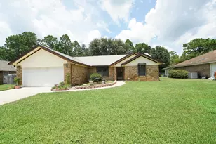 1065 Boulevard De La Parisienne, Mary Esther, FL 32569 - Photo 1