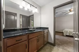 926 Lois St, Fort Walton Beach, FL 32547 - Photo 22