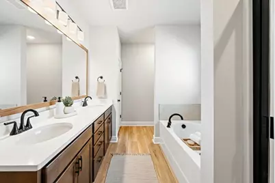 2737 Louis Circle, Crestview, FL 32536 - Photo 8