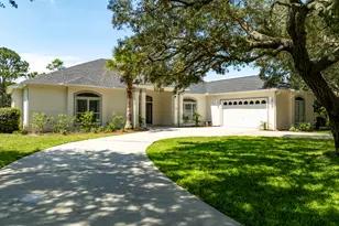 121 W Country Club Dr W, Destin, FL 32541 - Photo 2