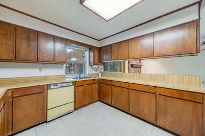 2601 Edgewater Drive, Niceville, FL 32578 - Photo 12