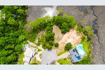 416 Emerald Court, Mary Esther, FL 32569 - Photo 8