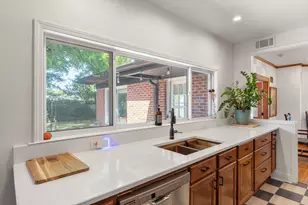 2016 E Scott St Street E, Pensacola, FL 32503 - Photo 14