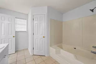 7252 Antoinette Cir, Navarre, FL 32566 - Photo 28