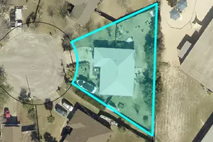 7252 Antoinette Cir, Navarre, FL 32566 - Photo 2