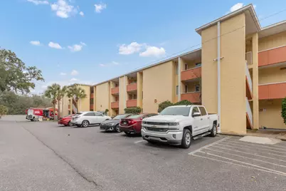 209 W Miracle Strip Parkway W #APT D103, Mary Esther, FL 32569 - Photo 2