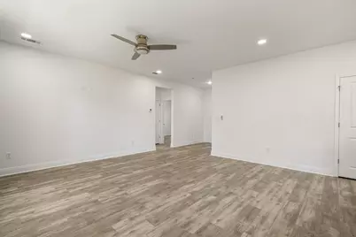 4902 Kensington Lane, Crestview, FL 32539 - Photo 8