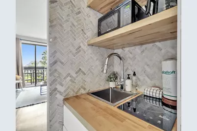 214 SW Miracle Strip Parkway SW #UNIT A206, Fort Walton Beach, FL 32548 - Photo 4