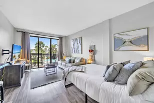 214 SW Miracle Strip Parkway SW, Fort Walton Beach, FL 32548 - Photo 8