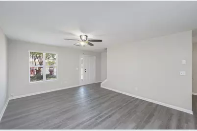 242 Wainwright Drive, Crestview, FL 32539 - Photo 8