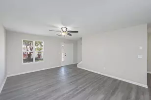 242 Wainwright Dr, Crestview, FL 32539 - Photo 8