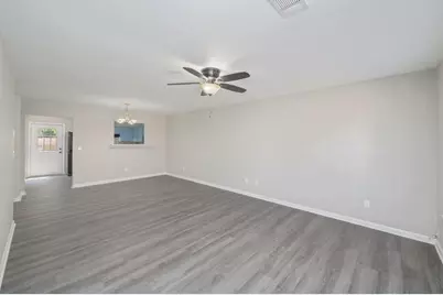 242 Wainwright Drive, Crestview, FL 32539 - Photo 6
