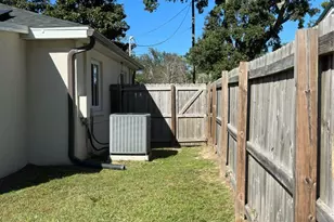 2105 Dora St, Pensacola, FL 32514 - Photo 42